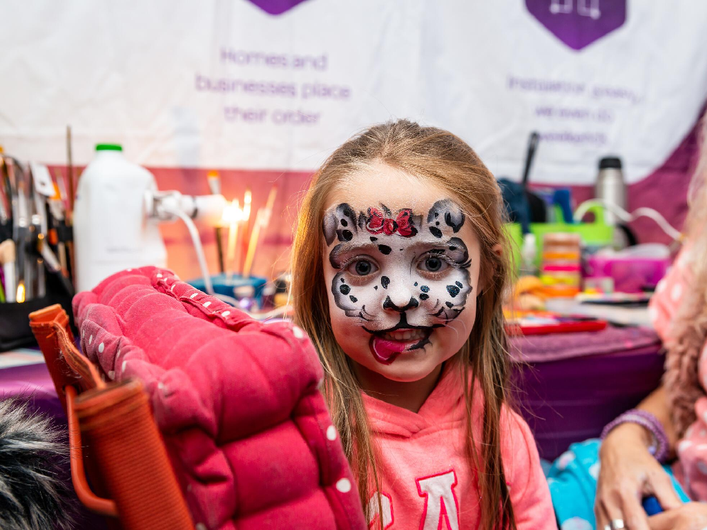 Children's Activity Tent 15:00-19:00